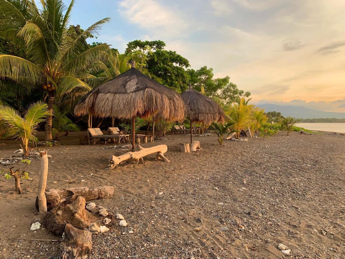 Budi Sun Resort Maumere Ngoại thất bức ảnh