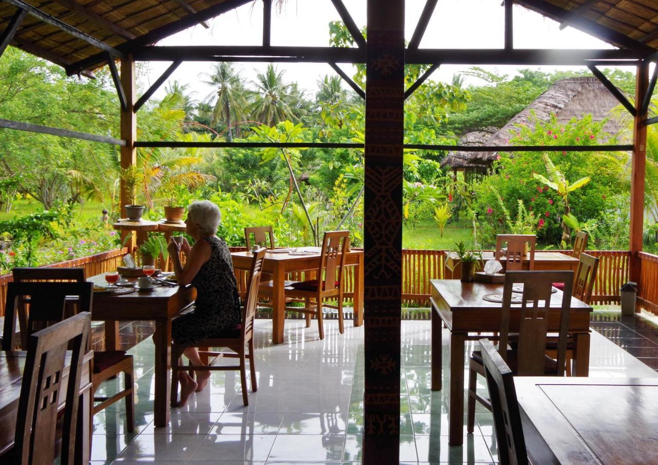 Budi Sun Resort Maumere Ngoại thất bức ảnh